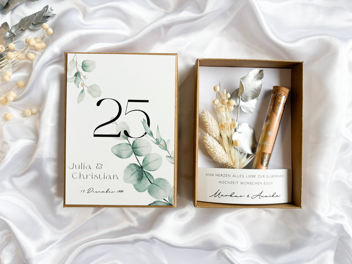 Geldgeschenk zur Silberhochzeit mit Strauß aus Trockenblumen | personalisiert | Hochzeitsgeschenk | Geschenkschachtel silberne Hochzeit