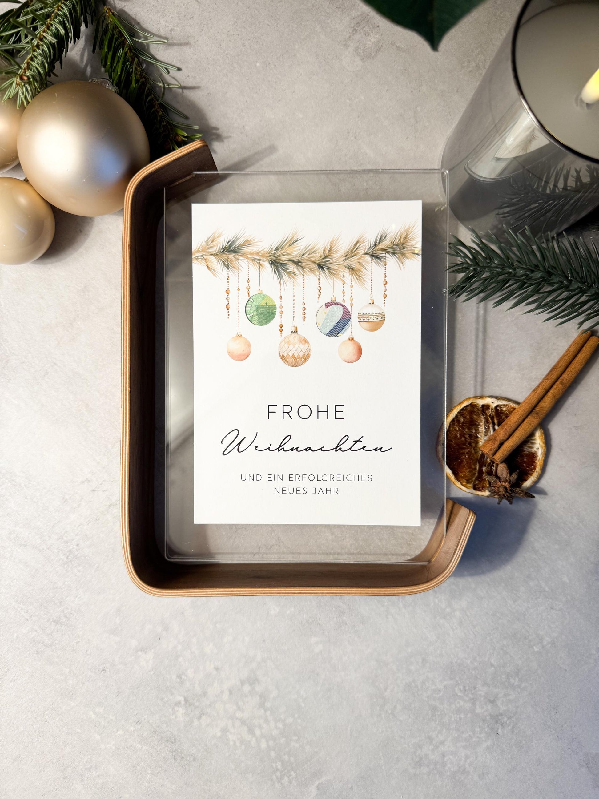 Geldgeschenk zu Weihnachten im Aufstellbilderrahmen aus Walnussfurnier und Acrylglas